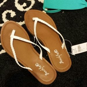SOLD ON VINTED NWT Beach feet white flip flops