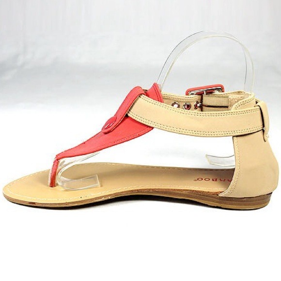 🚫Sold🚫Tone Buckle T-Strap Flat Sandal - Picture 2 of 4