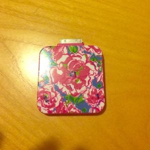 LILLY PULITZER portable iPhone 4/4S charger