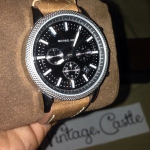 NEW MICHAEL KORS Brown Leather Silver UNISEX Watch