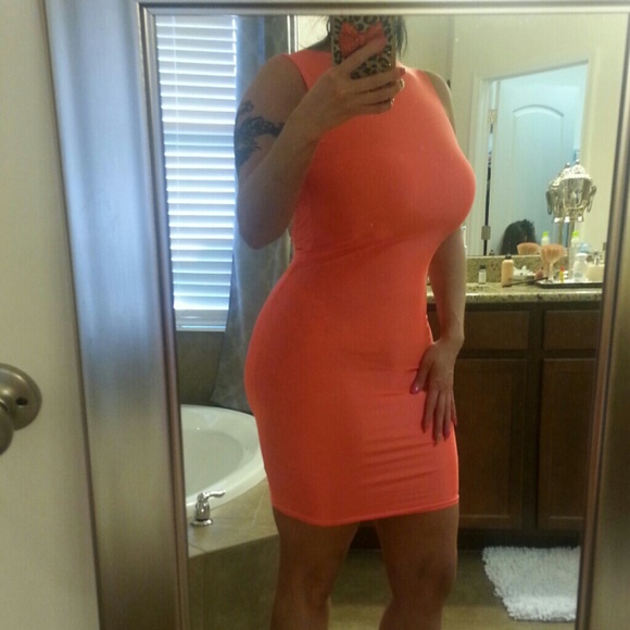 Custom made Bright orange sexy back out dress - Picture 2 of 4