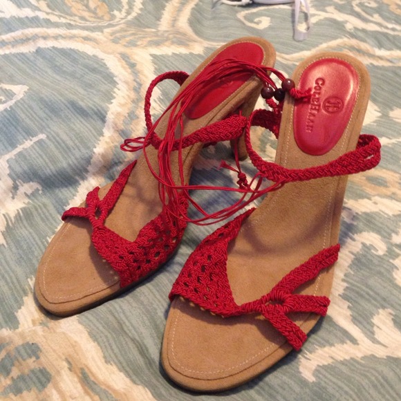New Cole Haan leather & red crochet sandals 7