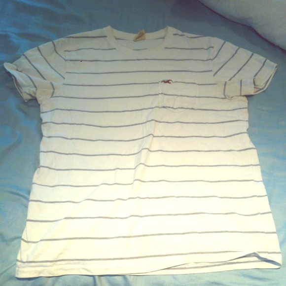 Men's hollister t shirt XL