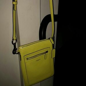 Nwt Coach crossbody Purse leather