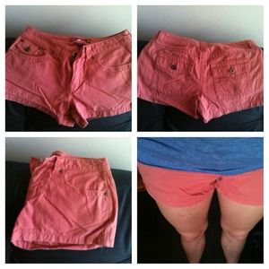 Pinkish/peach SO shorts!