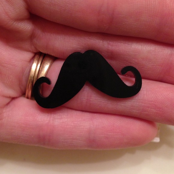 Mustache Earrings - Picture 4 of 4