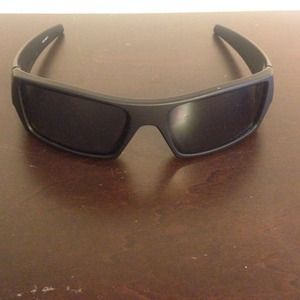Authentic unisex Oakley sunglasses