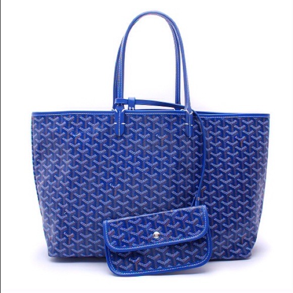Goyard shoppers