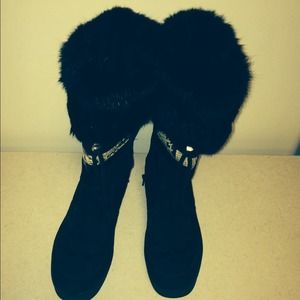 SOLD SOLD SOLD Coach signature boots