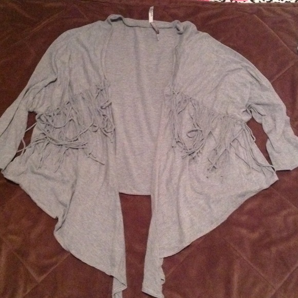 Cute pullover/cardigan