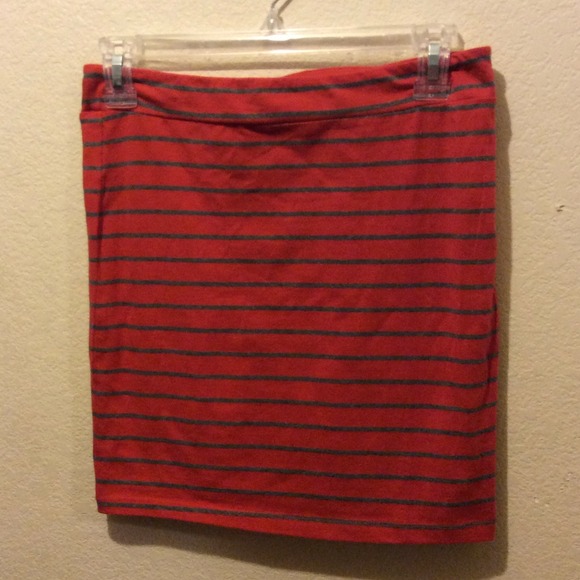 Red and grey striped bodycon skirt