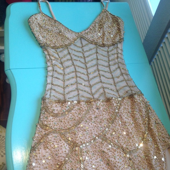 🎈Gold sequin dress, thigh split, size small
