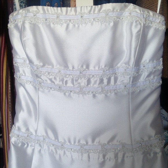 Badgley Mischka silk A- line wedding dress