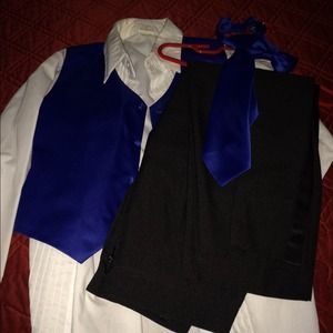Boys 4pc suit .