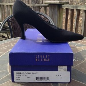 💰REDUCED💰Stuart Weitzman Pumps