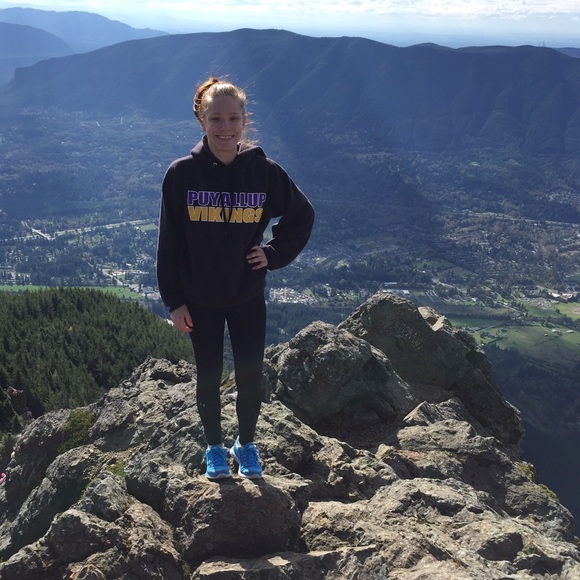 Meet your seller and buyer! - Picture 2 of 4