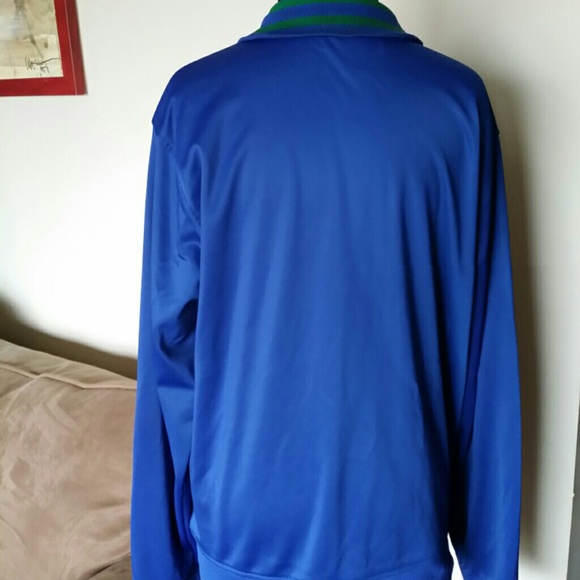Jogging Jacket - Picture 4 of 4