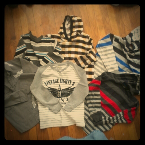 !! Bundle !!of boys 8-10 size shirts