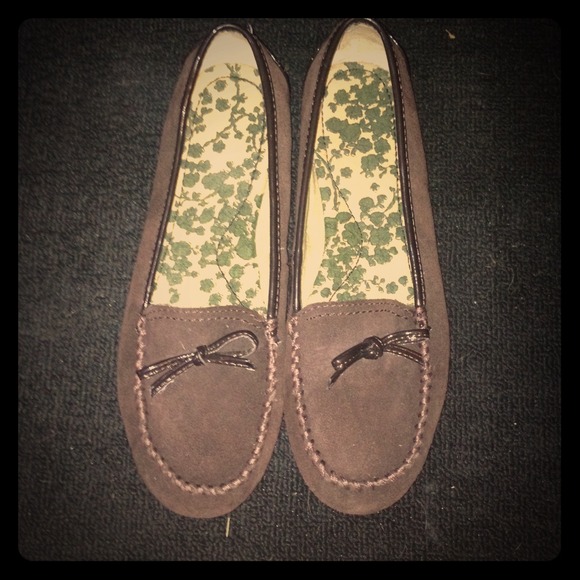 Cute Brown flats