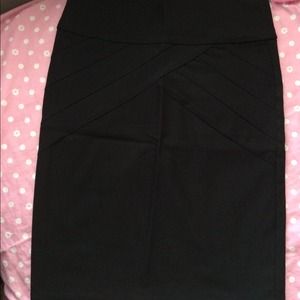 💥GIFTED ✨Black Pencil Skirt ❤️