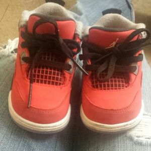 AIR JORDAN RETRO 4 TORO