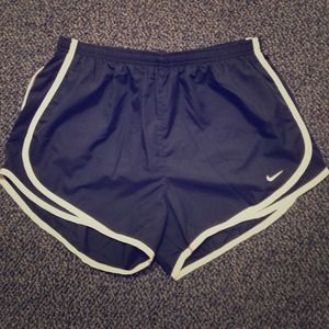 BUNDLED. Nike dri-fit running short