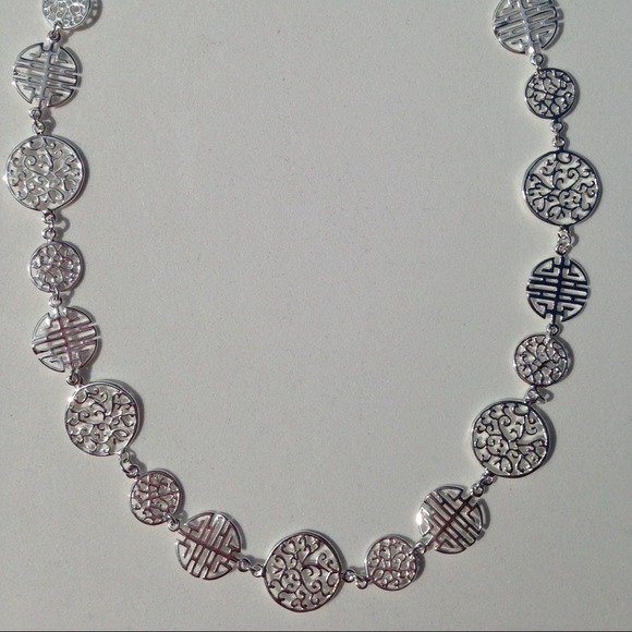 Beautiful silver necklace - Picture 1 of 4