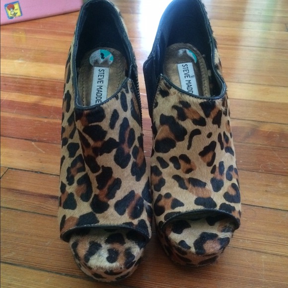 Steve Madden Wedges