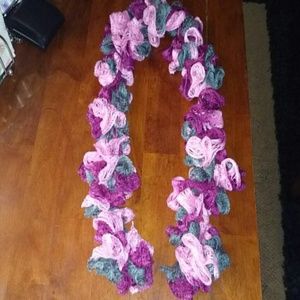 Sashay Ruffle Scarf