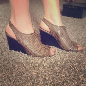 Simply Vera Wang Wedge Sandal