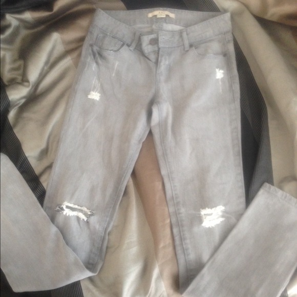 Forever 21 Denim - GRAY DISTRESSED SKINNY JEANS