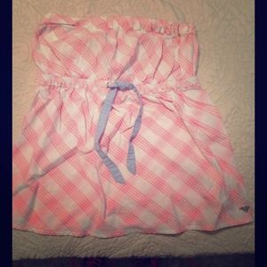 Cute strapless shirt