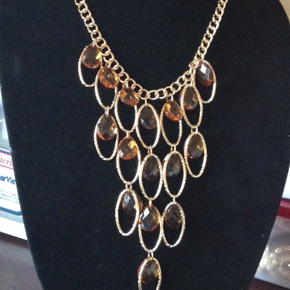 💎Unique gold tone and golden brown crystal set💎 - Picture 2 of 4