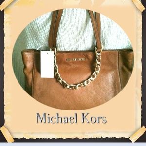 Michael Kors purse
