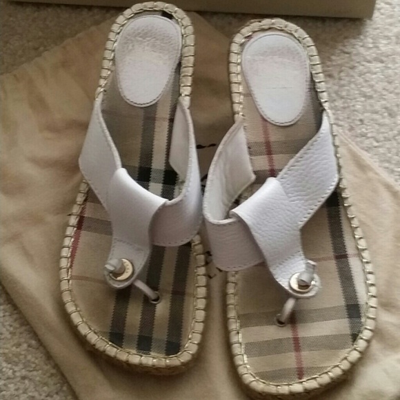 Burberry Classic Wedges White