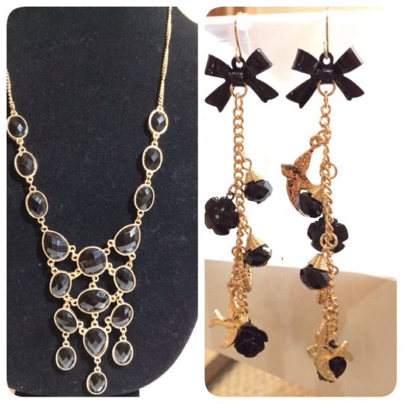 🌟Black stones statement necklace & earrings🌟