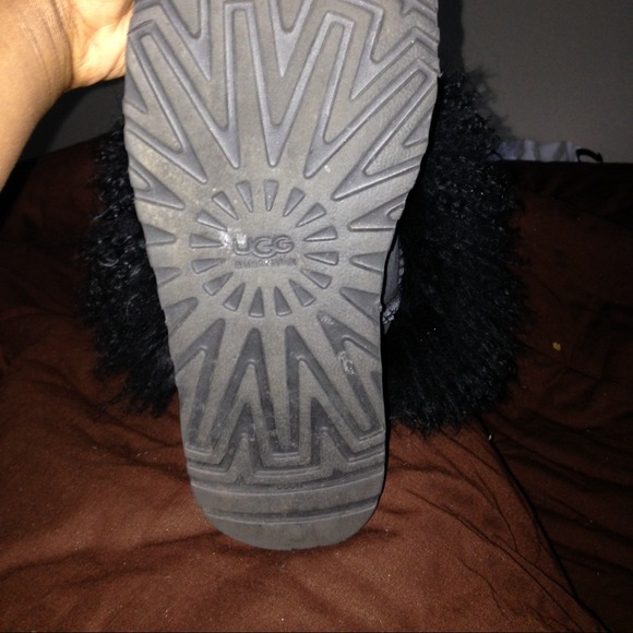 Uggs gently used - Picture 4 of 4