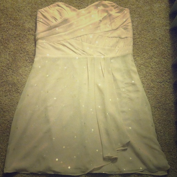 Strapless express dress