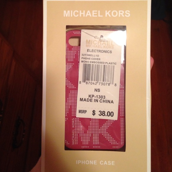 Michael Kors Accessories - Brand new Michael Kors phone case