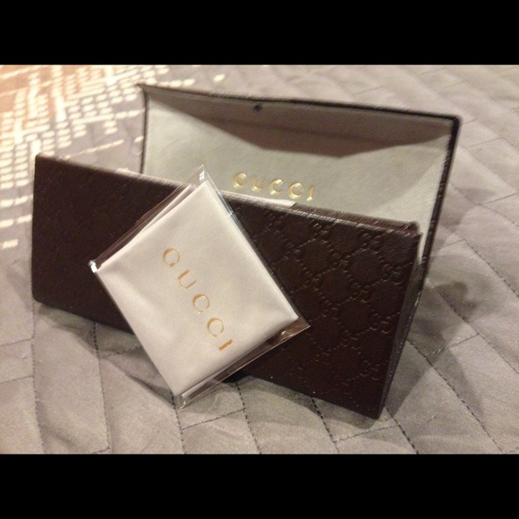 Glasses case$CUT‼️