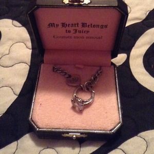 Juicy Couture silver engagement ring necklace