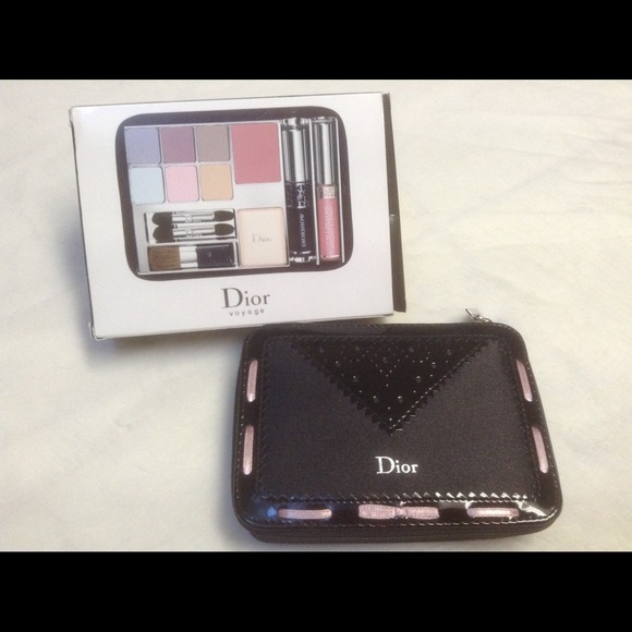 🌻🌹S O L D🌹Christian Dior "Voyage"Makeup Palette - Picture 2 of 4