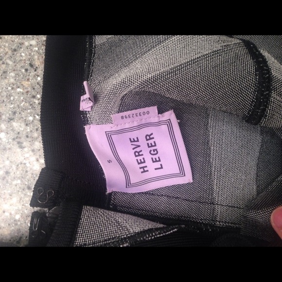 Black and white Herve Ledger dress - Picture 2 of 2