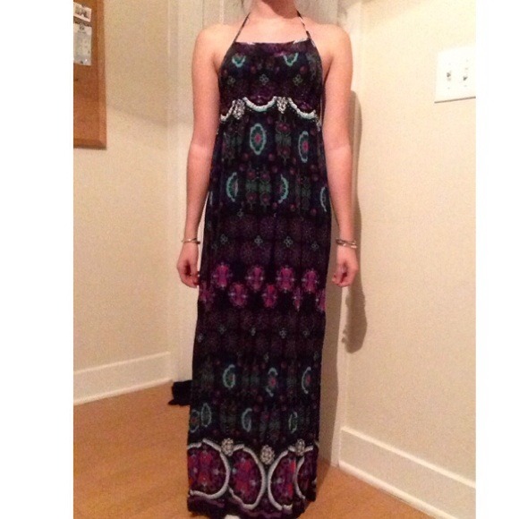 ⛔️ SOLD ⛔️ Black, multicolored halter maxi dress