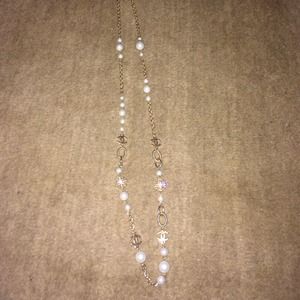 Beautiful long necklace!