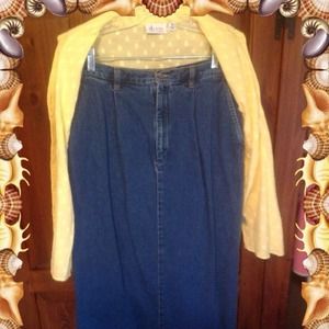 A LINE DENIM SKIRT BY EDDIE BAUER