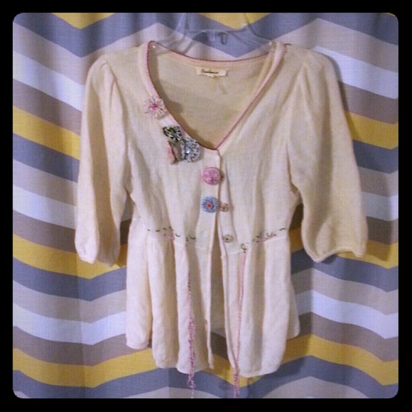 Flower Buttoned Cardigan