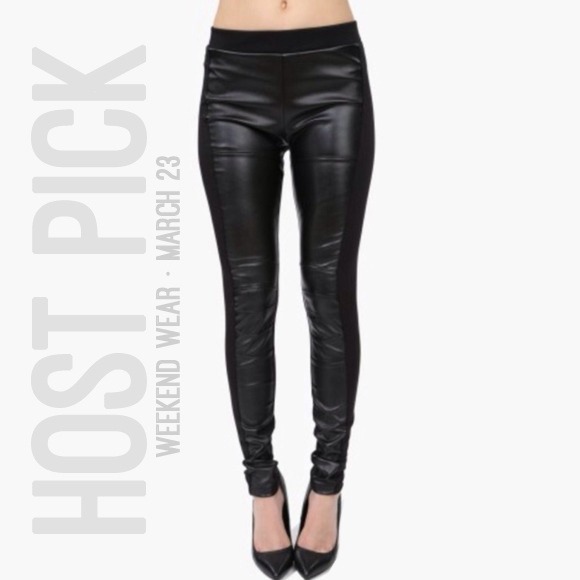 ❤️TRADED❤️ Black Leather Leggings