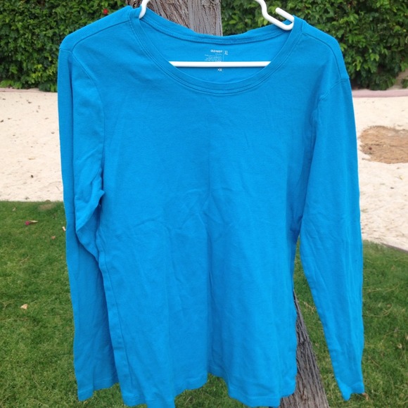 🔵Long Sleeve Blue shirt🔵