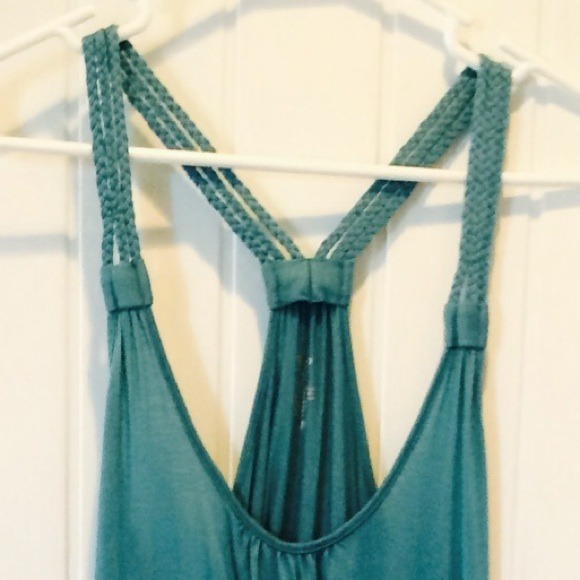 Mossimo tank - Picture 3 of 4